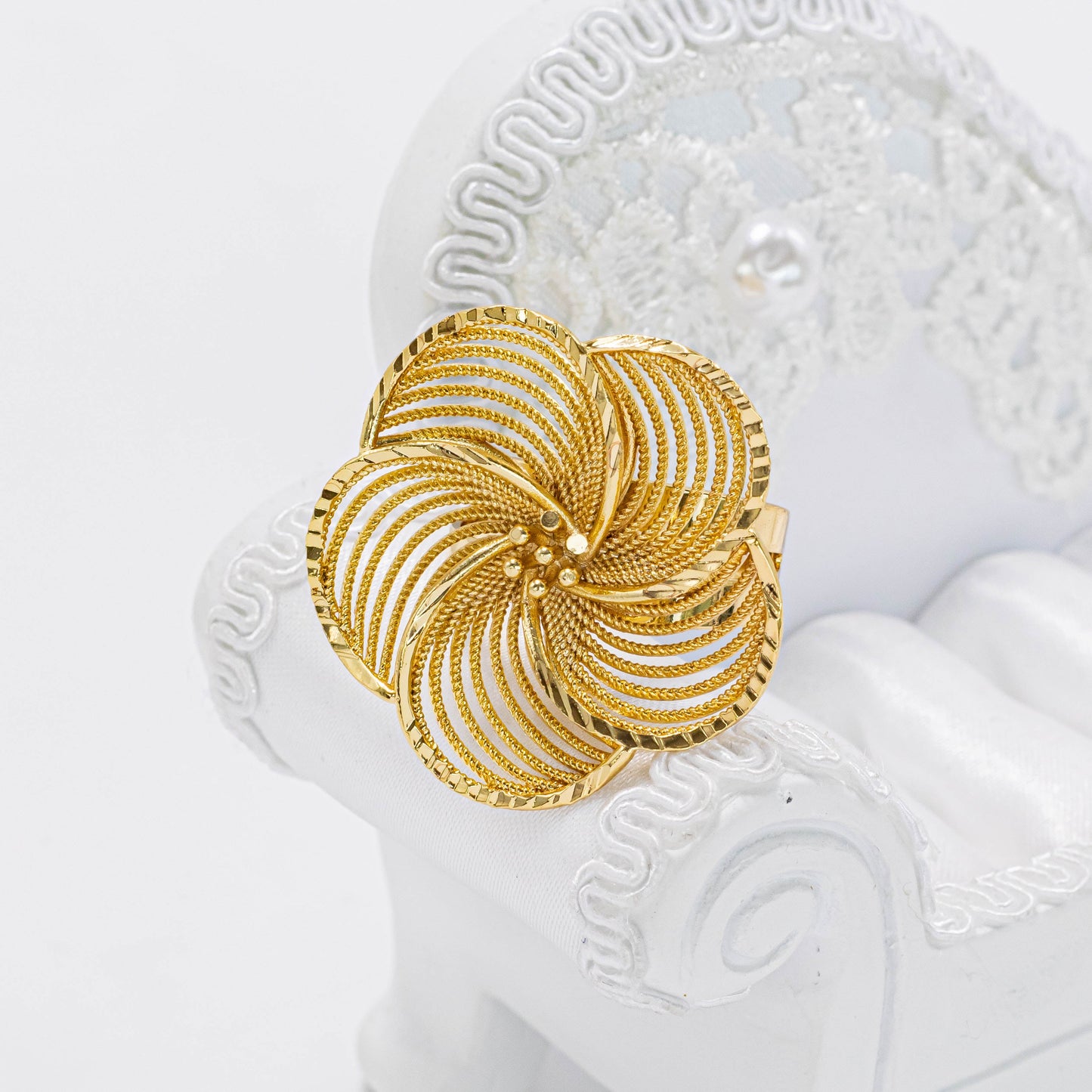 Anillo flor filigrana