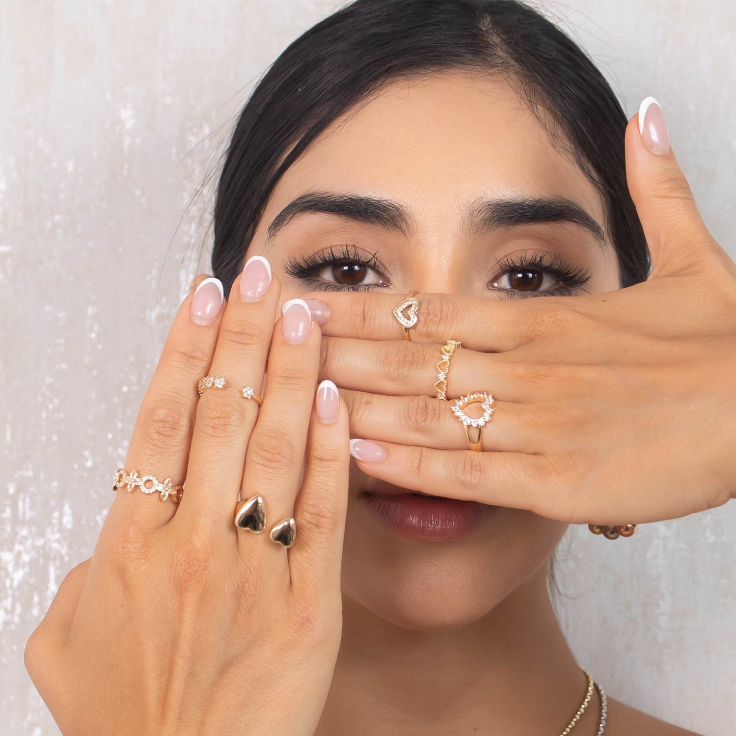 Anillo liso dos corazones