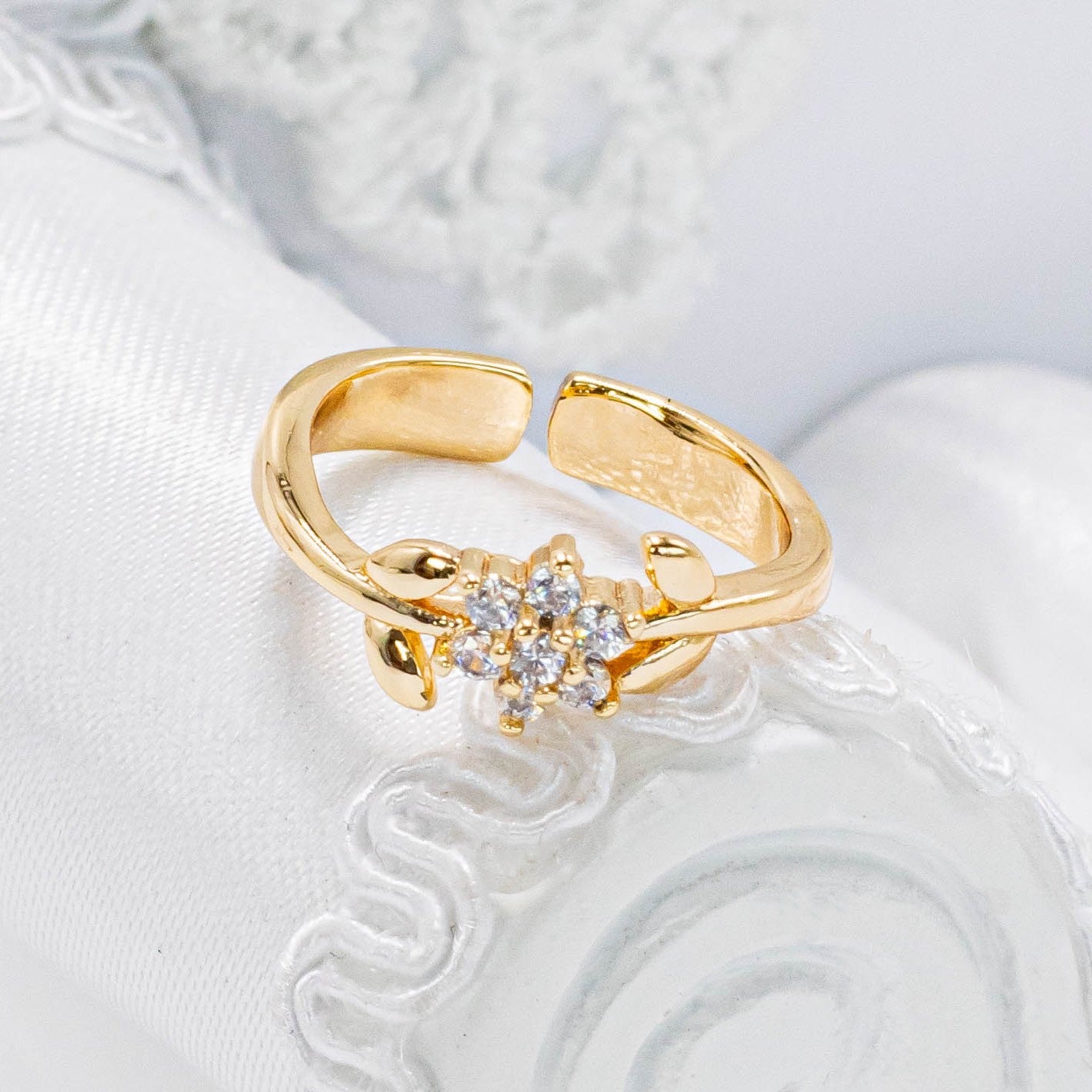 Anillo nudero flor