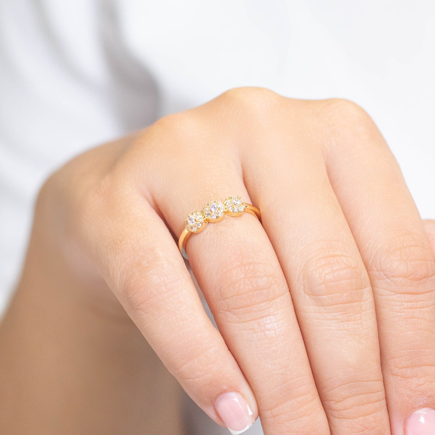 Anillo flores zircón Amulí