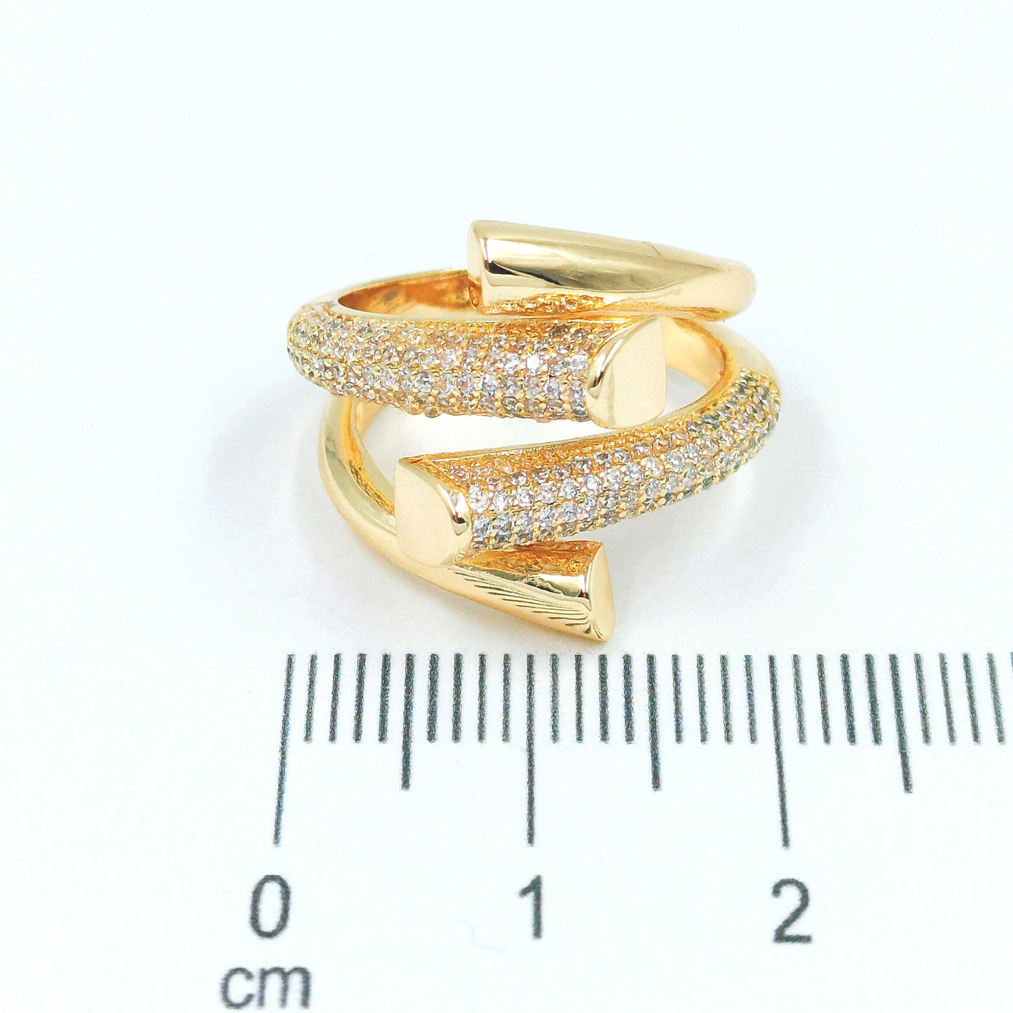 Anillo microzircones