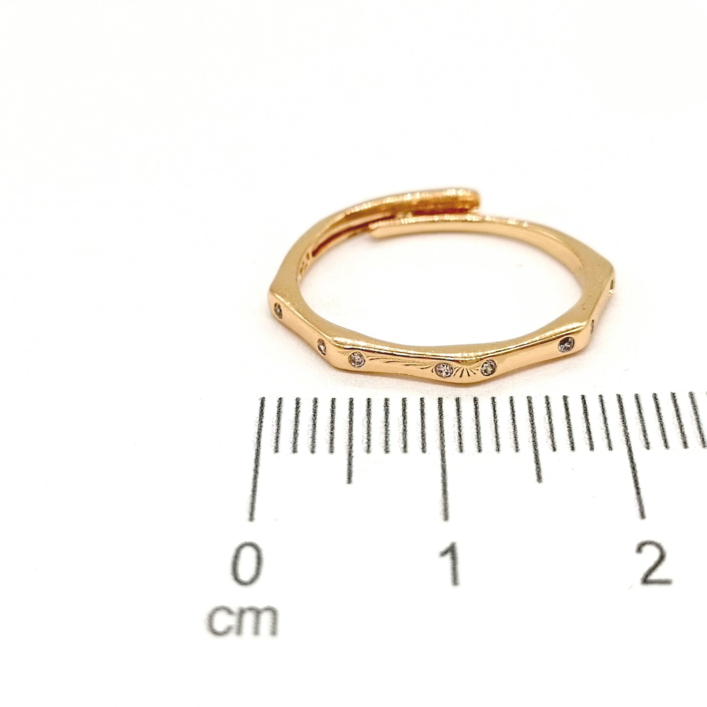 Anillo zircones