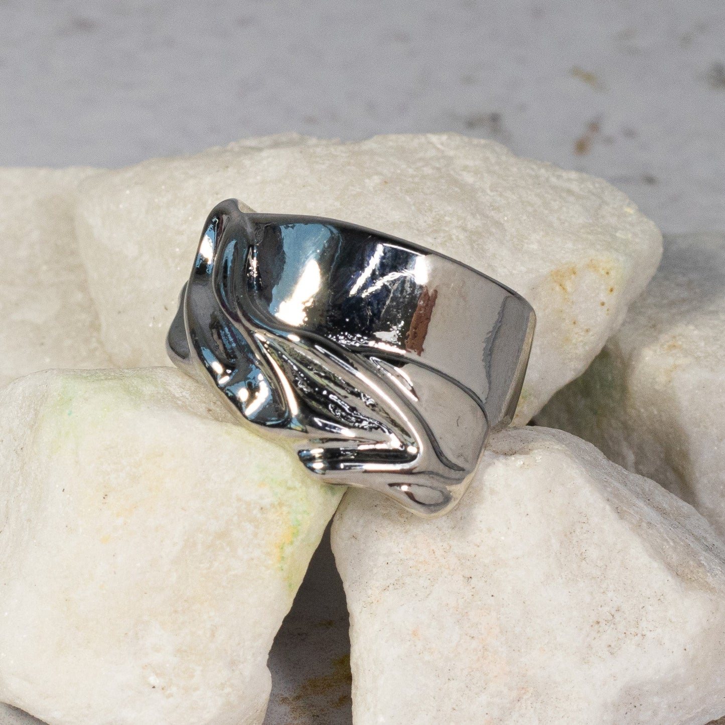 Anillo hoja tallada P