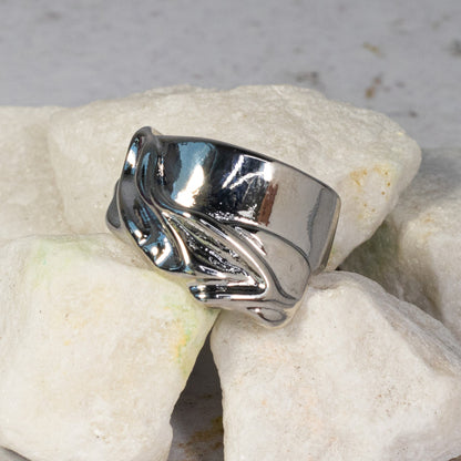 Anillo hoja tallada P