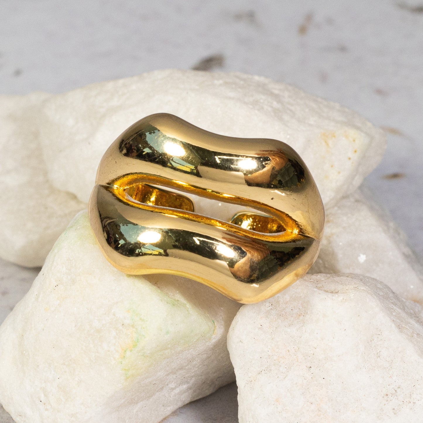 Anillo maxi labios
