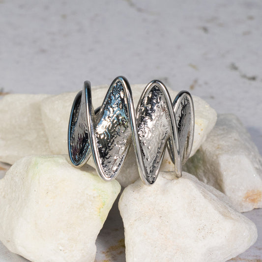 Anillo maxi tallado