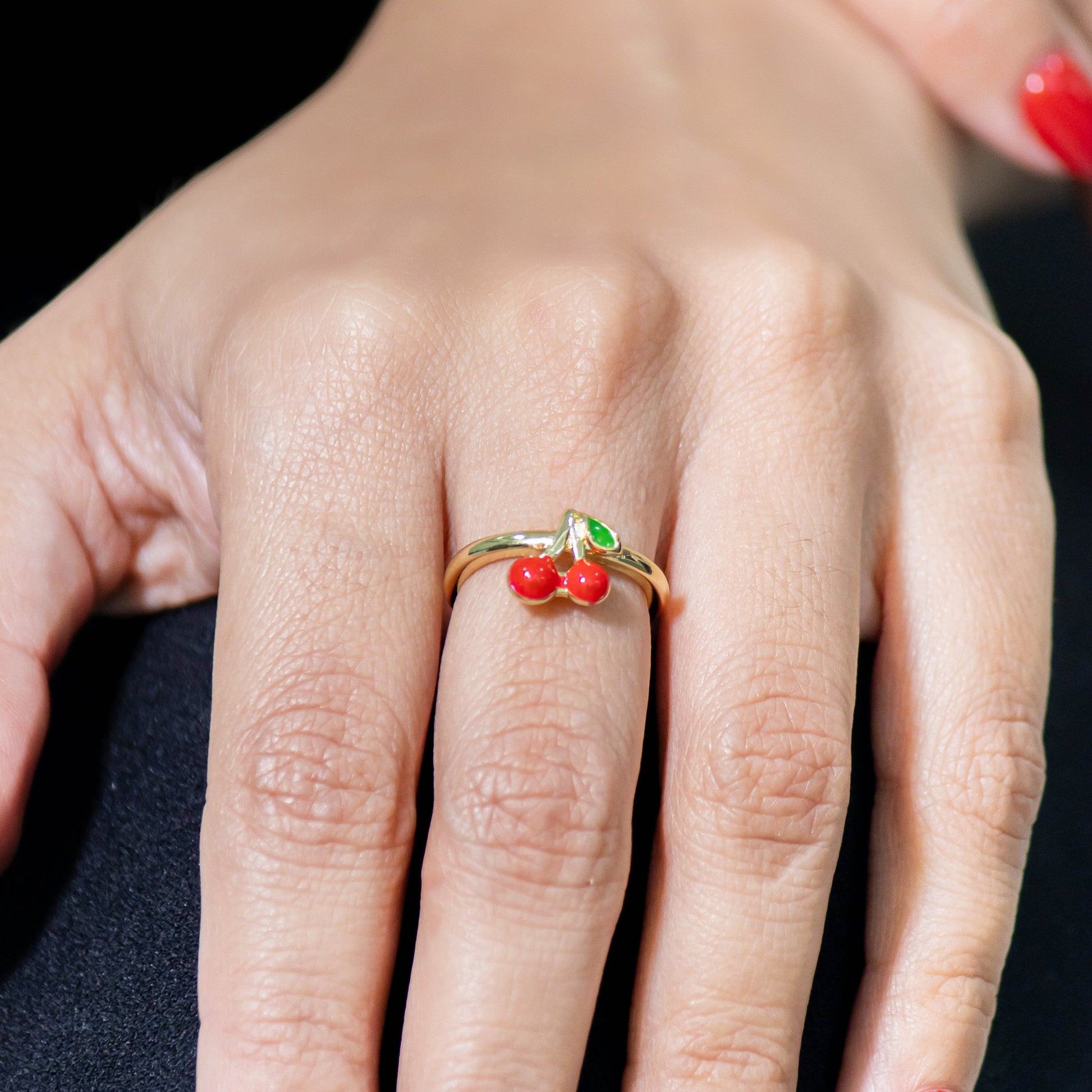 Anillo cereza Amulí