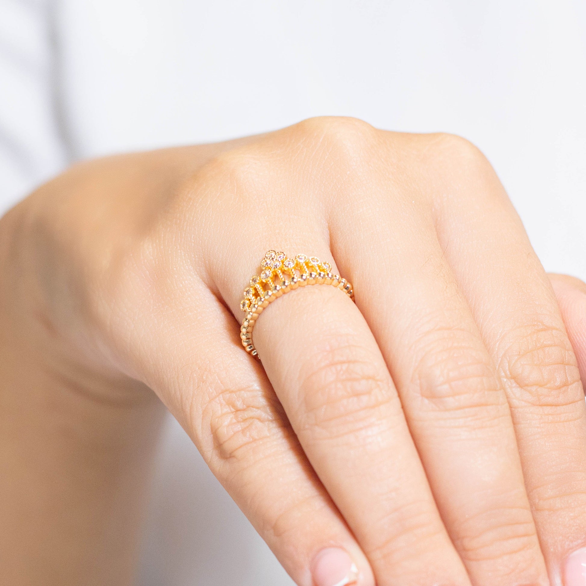 Anillo corona van cleef  Amulí