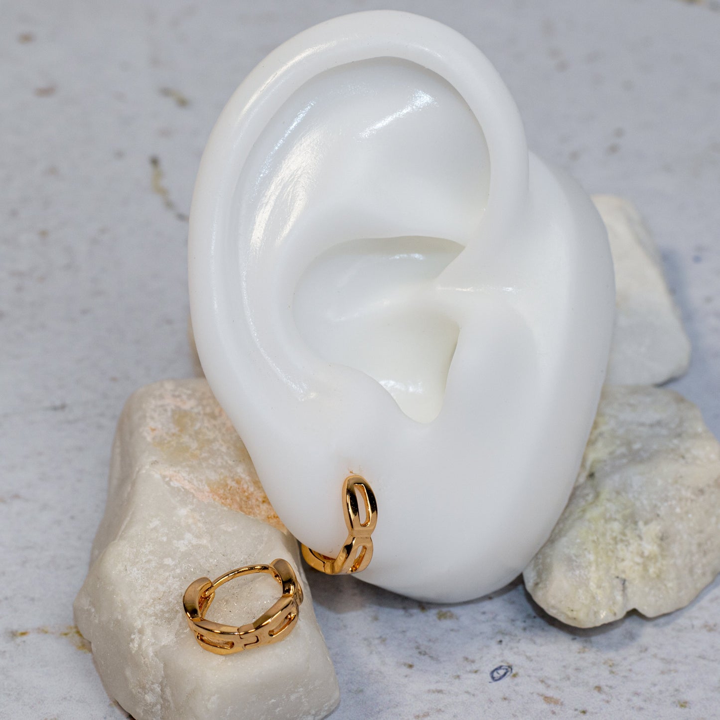 Cdga pequeña perforada