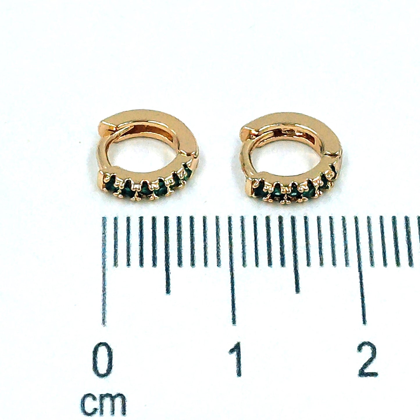 Cdga pequeña microzircones esmeralda