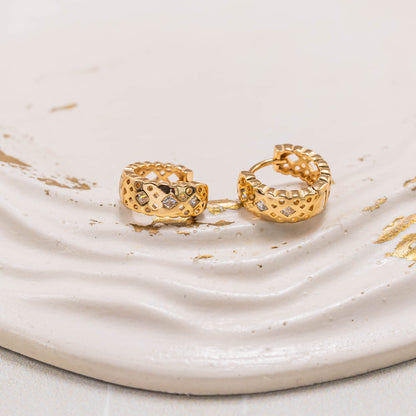 Candonga pequeña perforada