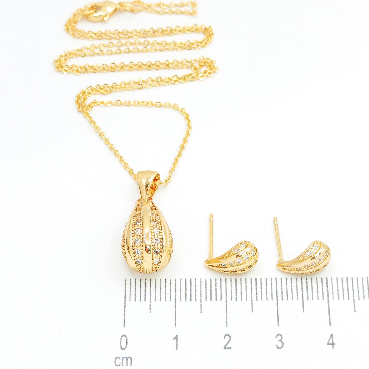 Duo gota microzircones