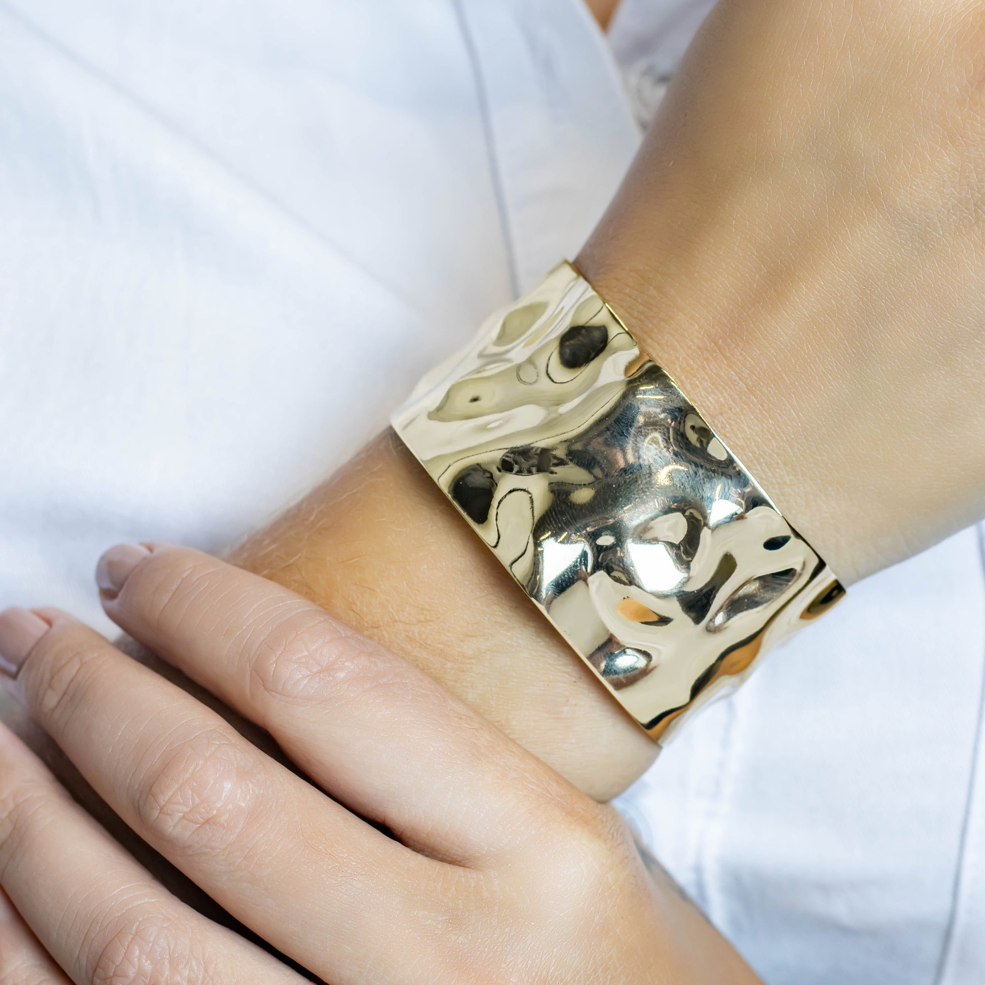 Pulsera aro grueso 