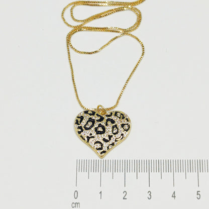 Collar rodio corazon nacar