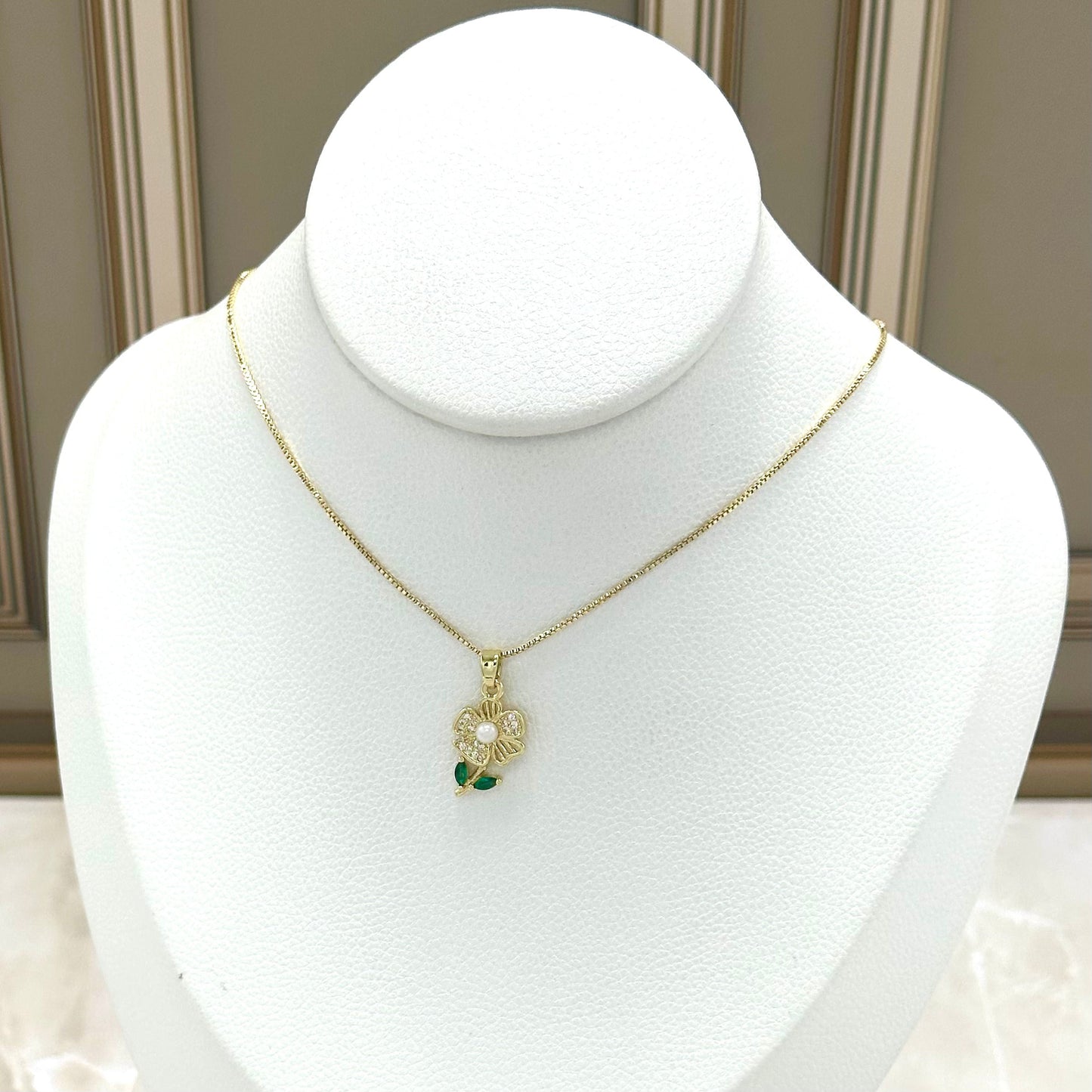 Collar rodio margarita